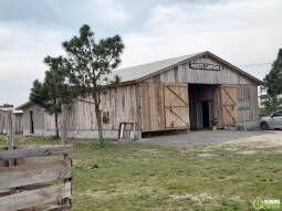 Vendo Uma Extensão de terra para fazer pousada ou sitio, Em Balneário Arroio Do Silva, SC