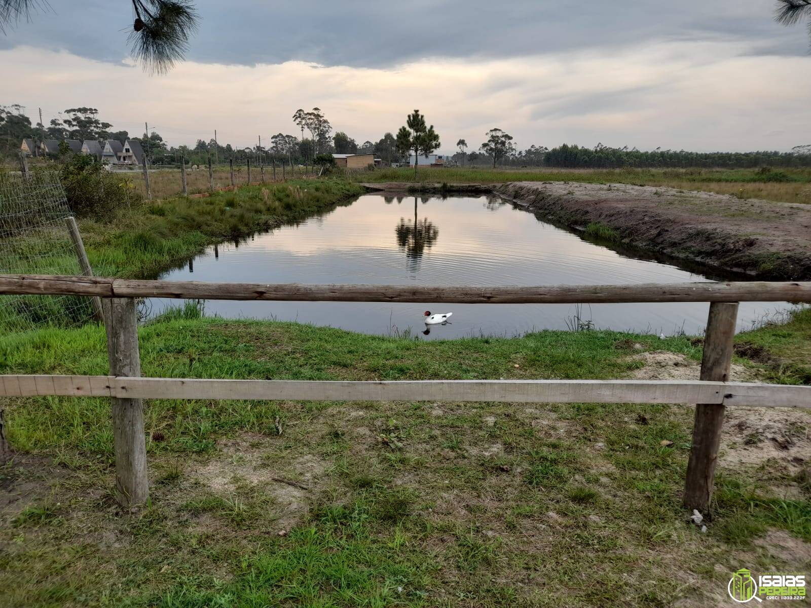 Vendo Uma Extensão de terra para fazer pousada ou sitio, Em Balneário Arroio Do Silva, SC