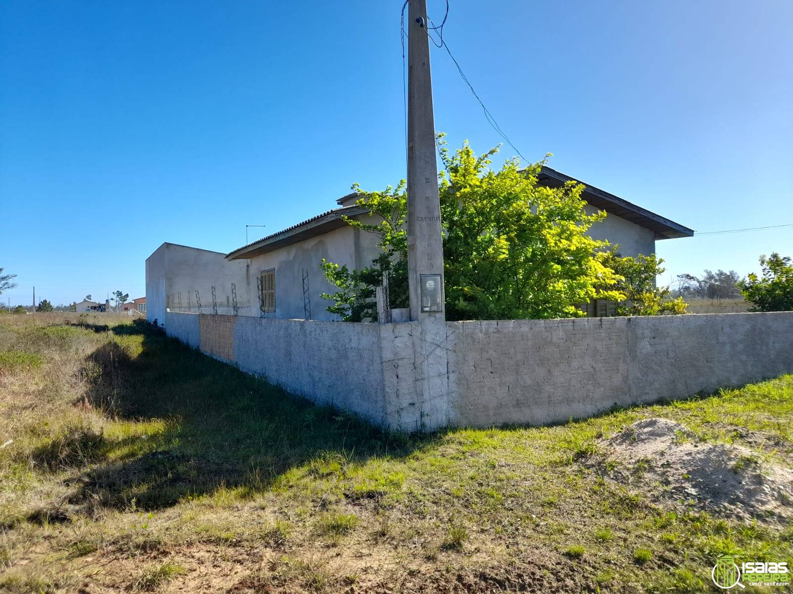 Vendo Casa De Alvenaria Na Praia Do Lagoinhas, Zona Norte, Na Divisa com Gaivota, SC