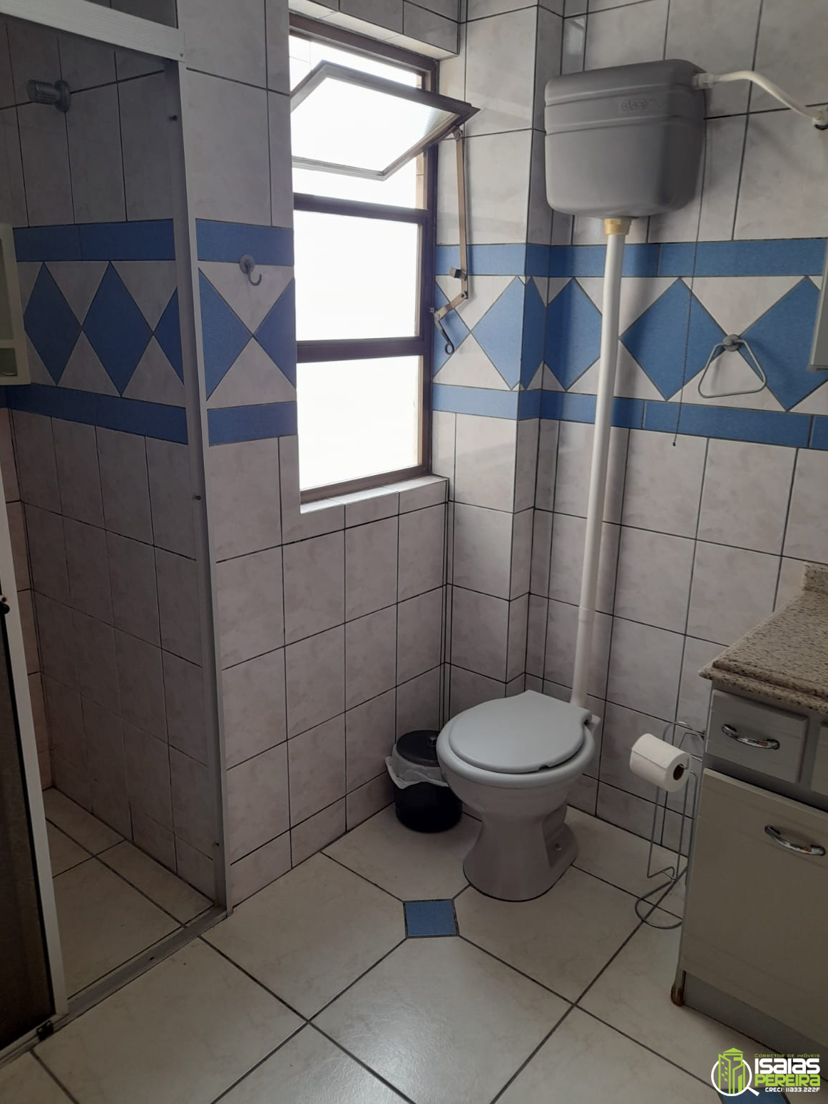 Vendo apartamento no Centro, de Balneário Arroio do Silva - SC