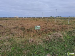 Vendo Terreno urbano, pronto pra construir, na Praia da Caçamba, Balneário Arroio do Silva SC,