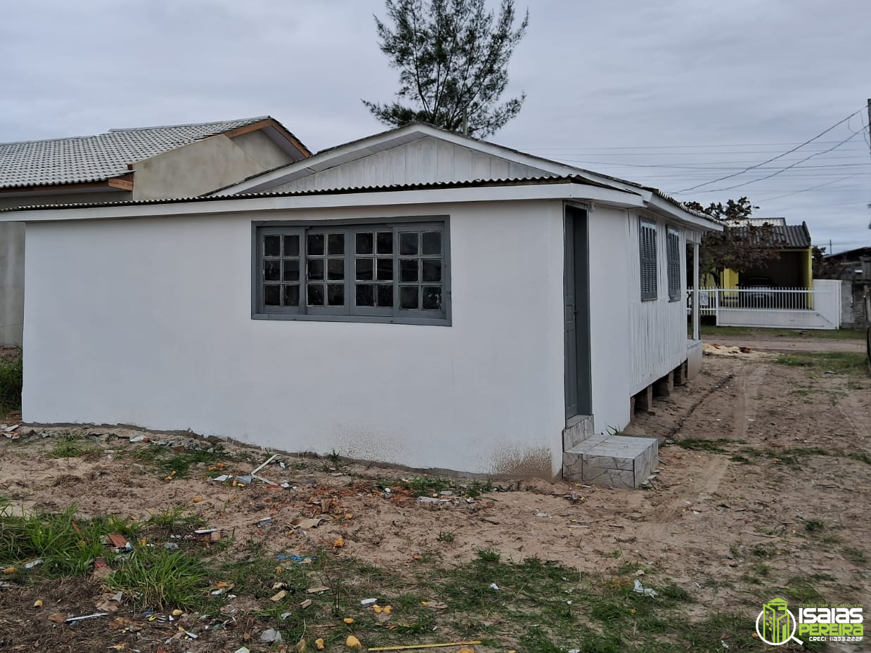 CASA PROXIMO AO MAR , EM BALNEÁRIO ARROIO DO SILVA, SC