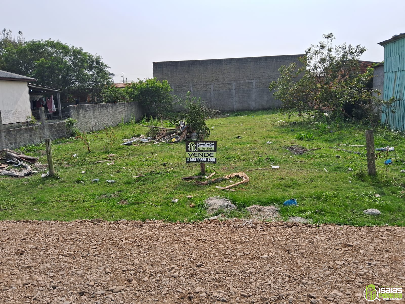 Vende-se Terreno em Balneário Arroio Do Silva, SC