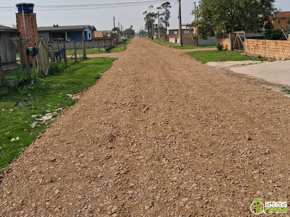 Vende-se Terreno em Balneário Arroio Do Silva, SC