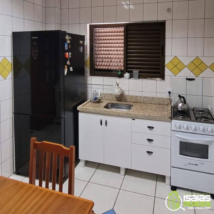 Vendo apartamento de alto padrão no centro da cidade de Balneário Arroio do Silva - SC