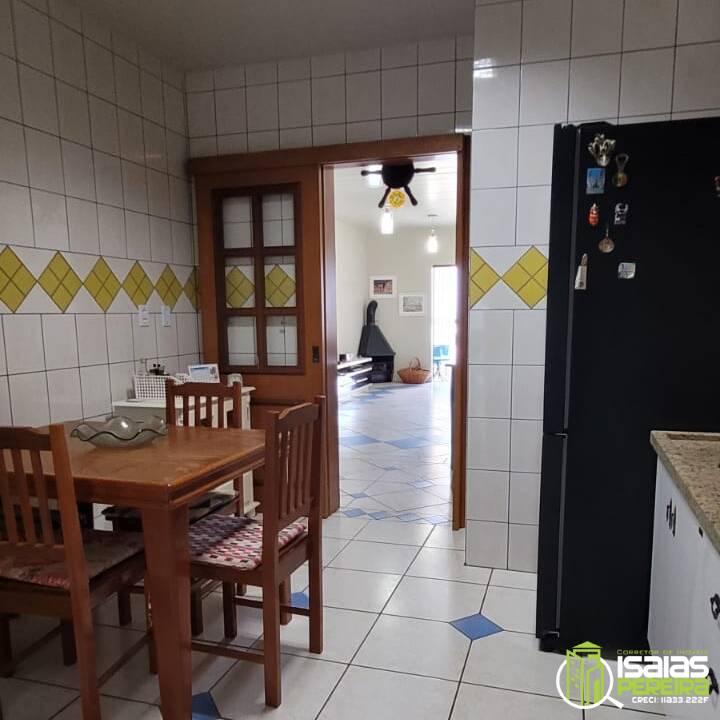 Vendo apartamento de alto padrão no centro da cidade de Balneário Arroio do Silva - SC