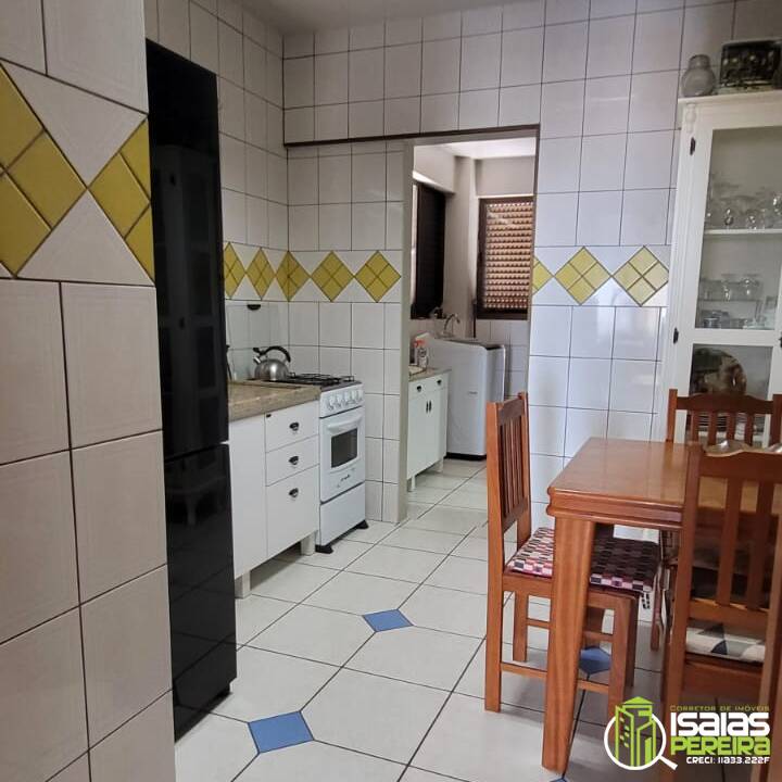 Vendo apartamento de alto padrão no centro da cidade de Balneário Arroio do Silva - SC