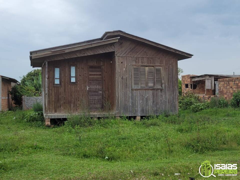 Vendo casa de madeira Próximo ao posto de saúde,Bairro Jardim Atlântico, Balneário Arroio Do Silva, SC