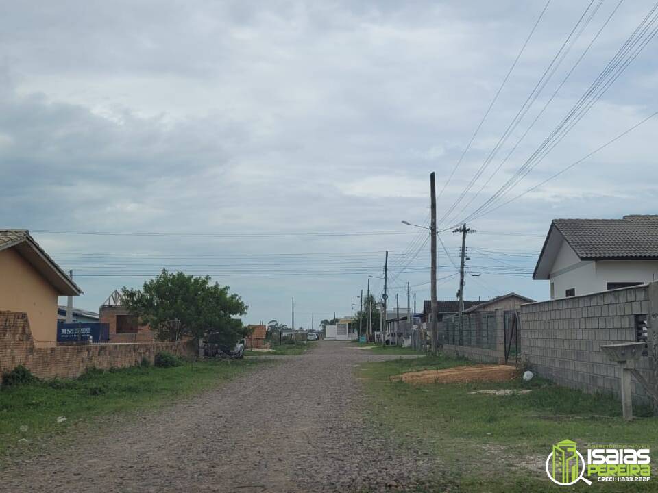 Vendo casa de madeira Próximo ao posto de saúde,Bairro Jardim Atlântico, Balneário Arroio Do Silva, SC