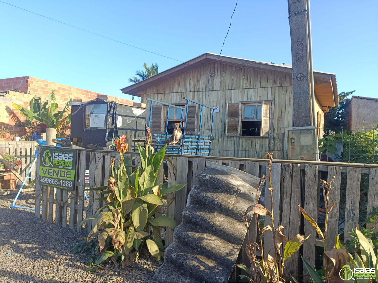 Casa de Madeira à venda