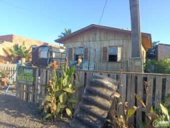 Casa de Madeira à venda