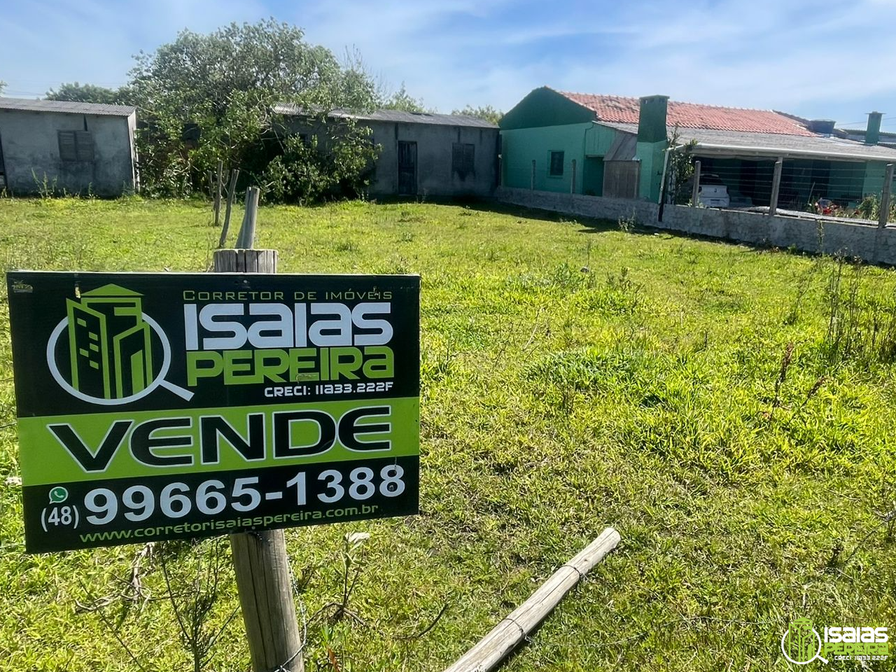 Vendo casa de alvenaria para reforma em Balneario Arroio Do Silva