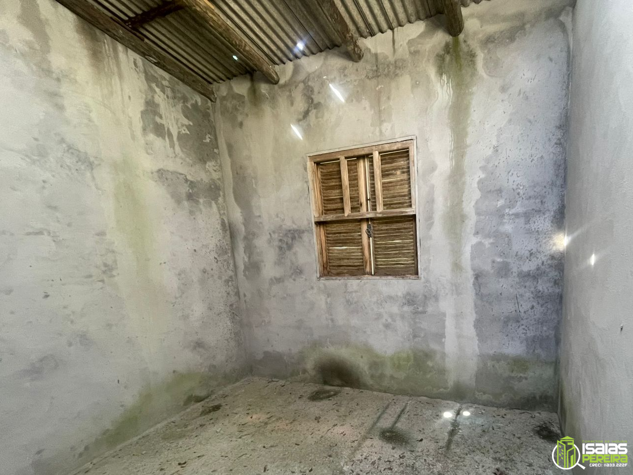 Vendo casa de alvenaria para reforma em Balneario Arroio Do Silva