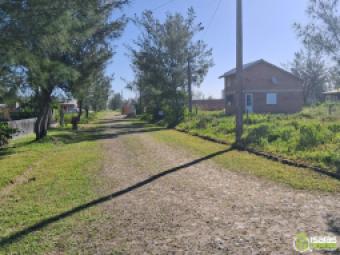 terreno  de esquina á venda-Balneario Arroio do Silva SC-Praia do lagoinhas