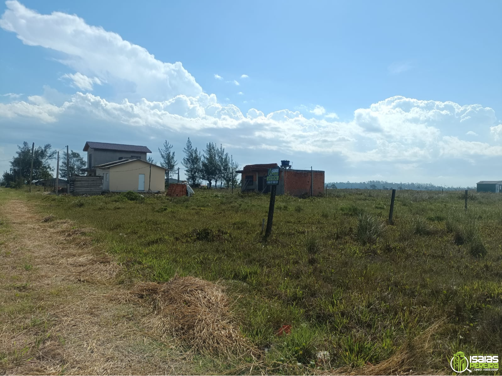 TERRENO À VENDA – PRAIA DA LAGOINHA Balneário Arroio do Silva/SC