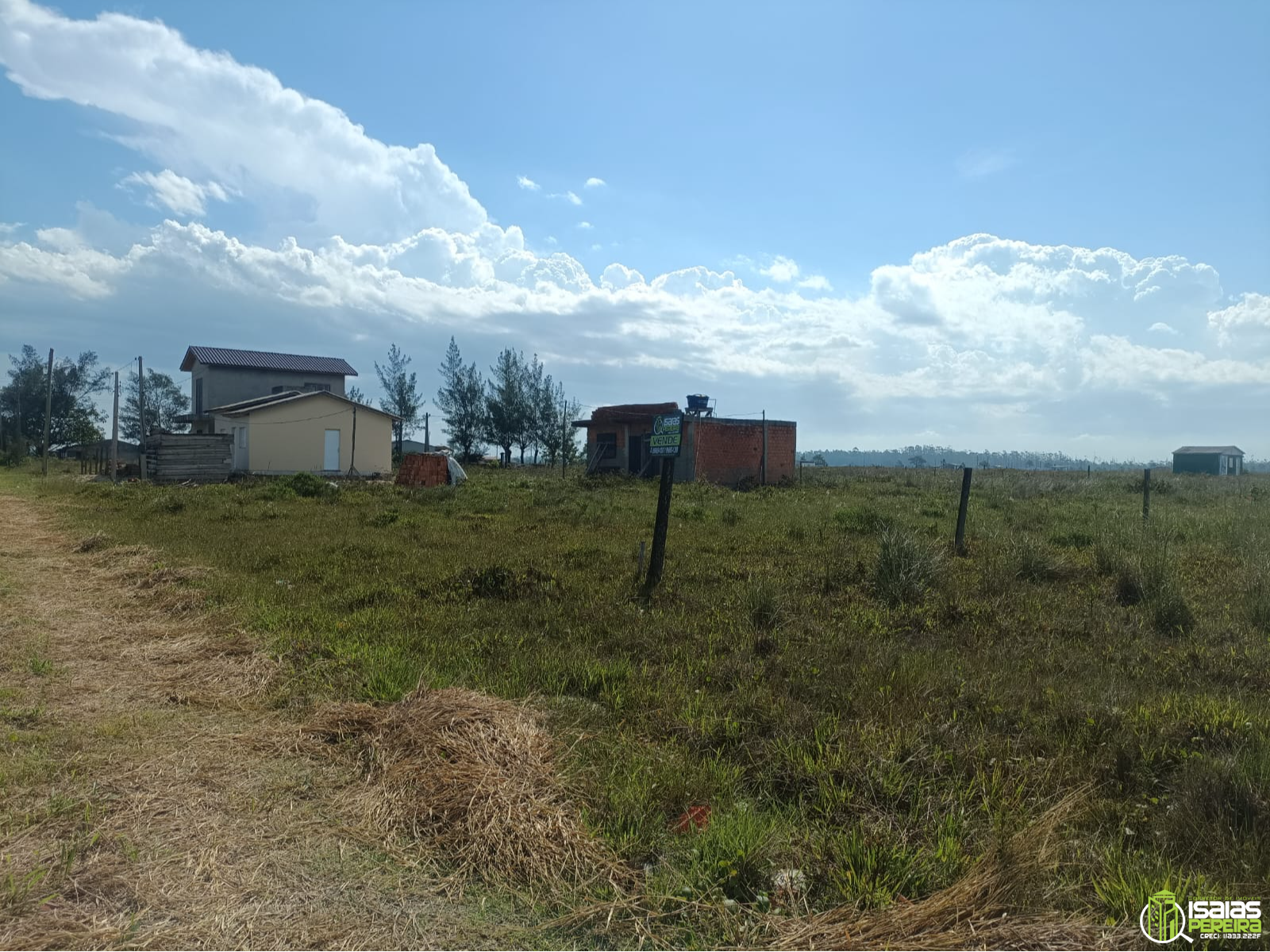 TERRENO À VENDA – PRAIA DA LAGOINHA Balneário Arroio do Silva/SC