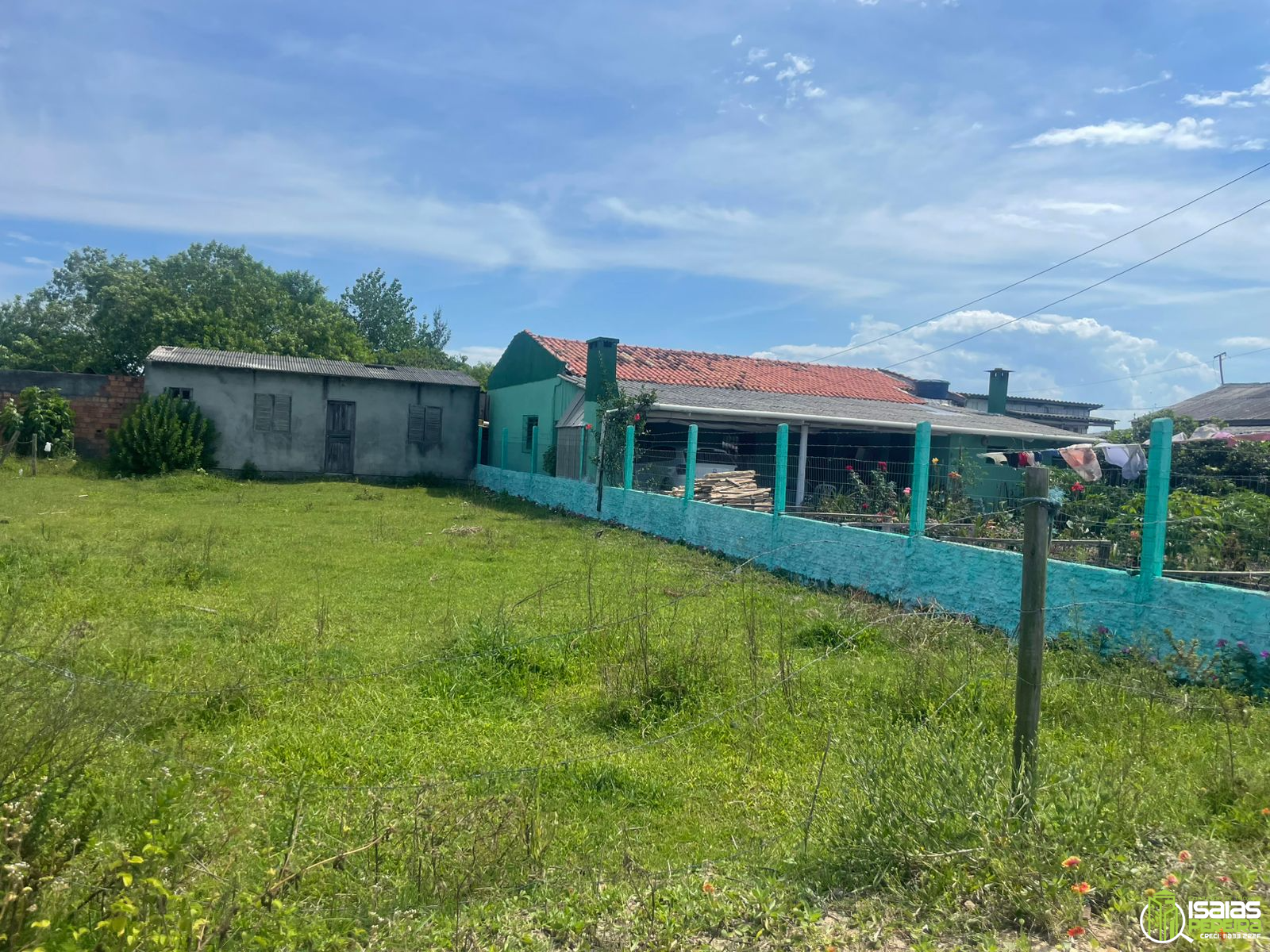 Vendo casa de alvenaria para reforma em Balneario Arroio Do Silva