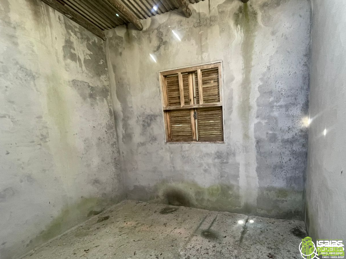 Casa de alvenaria para reforma em Balneário Arroio do Silva – SC