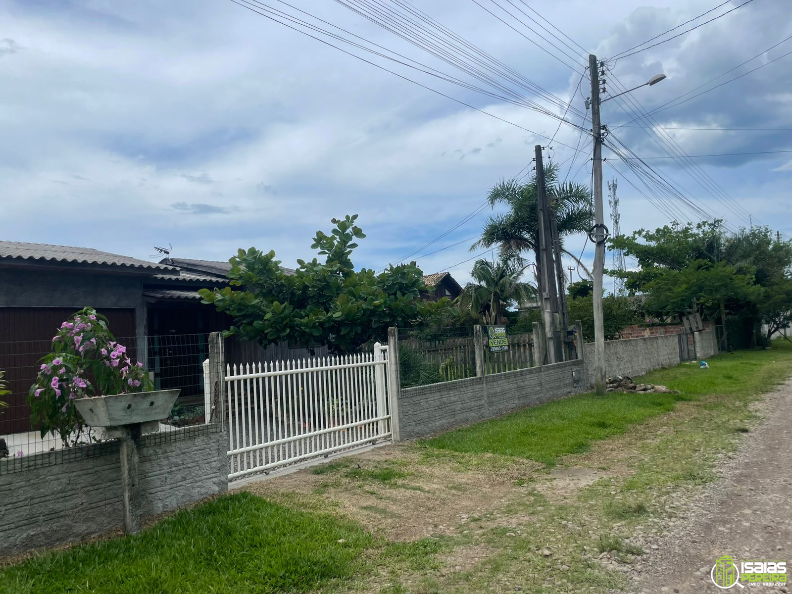 Casa Escriturada à Venda em Balneário Arroio do Silva – SC