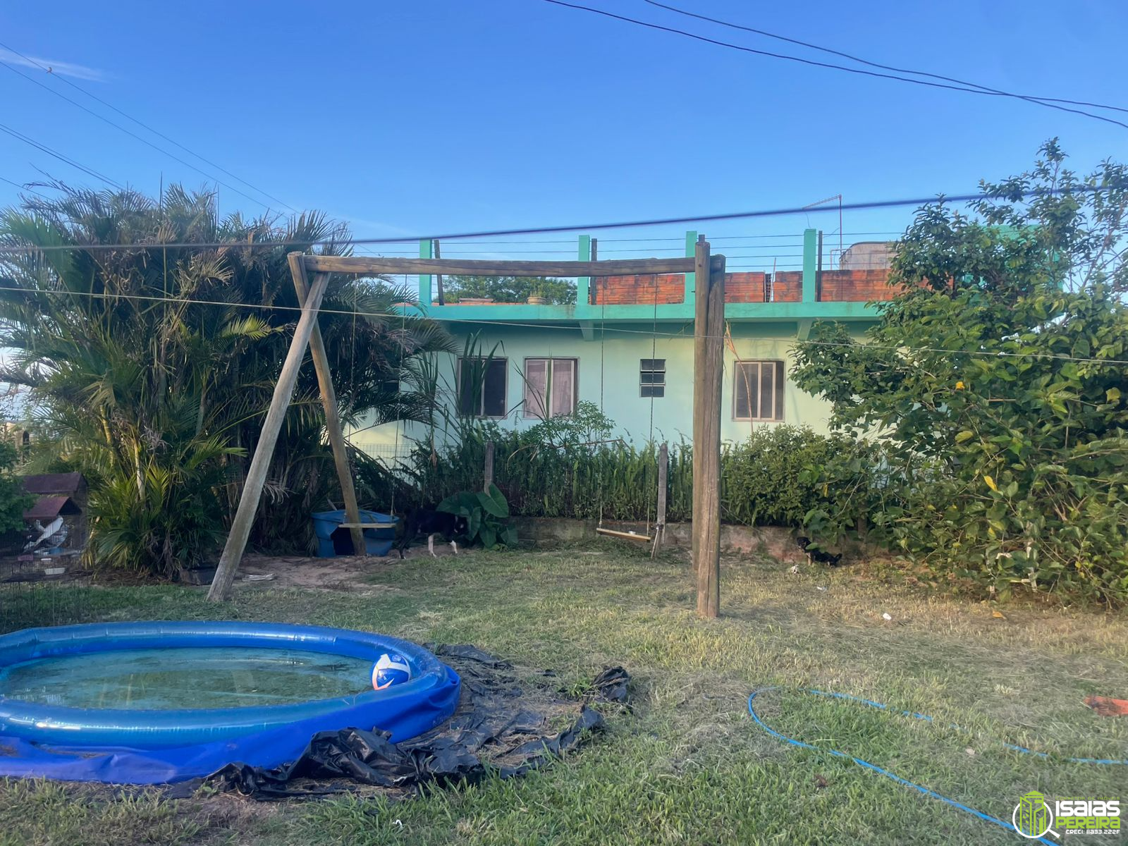 VENDE-SE – CASA MISTA PARA REFORMA