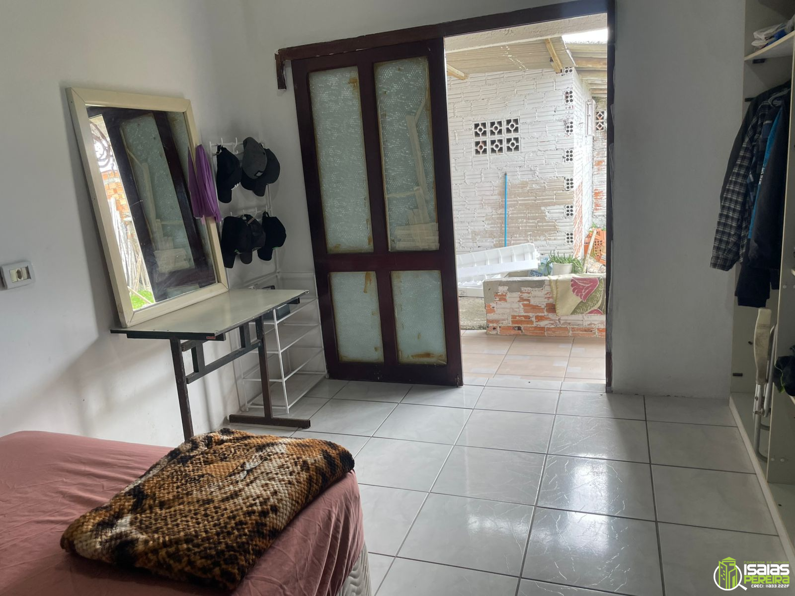 VENDE-SE CASA – BALNEÁRIO ARROIO DO SILVA/SC Bairro Centro – Forqueta