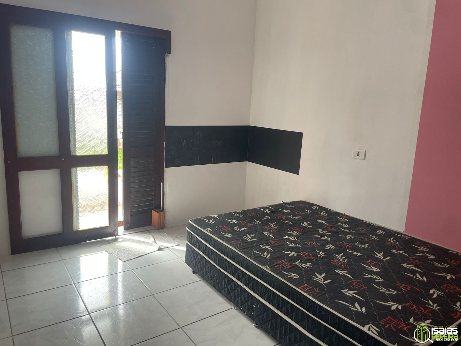 VENDE-SE CASA – BALNEÁRIO ARROIO DO SILVA/SC Bairro Centro – Forqueta