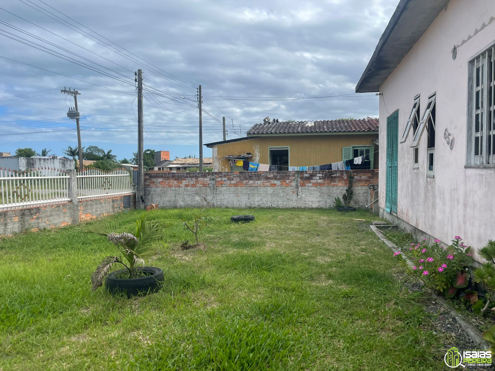 VENDE-SE CASA – BALNEÁRIO ARROIO DO SILVA/SC Bairro Centro – Forqueta