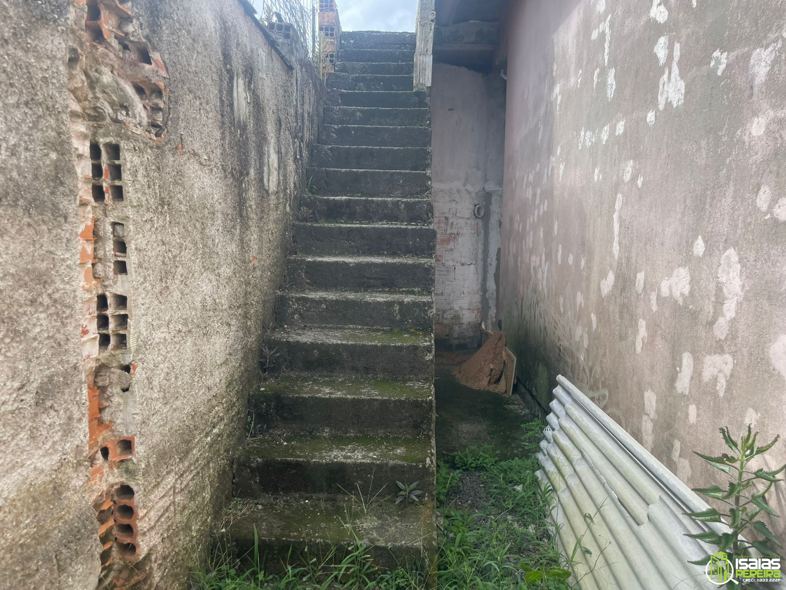 VENDE-SE CASA – BALNEÁRIO ARROIO DO SILVA/SC Bairro Centro – Forqueta