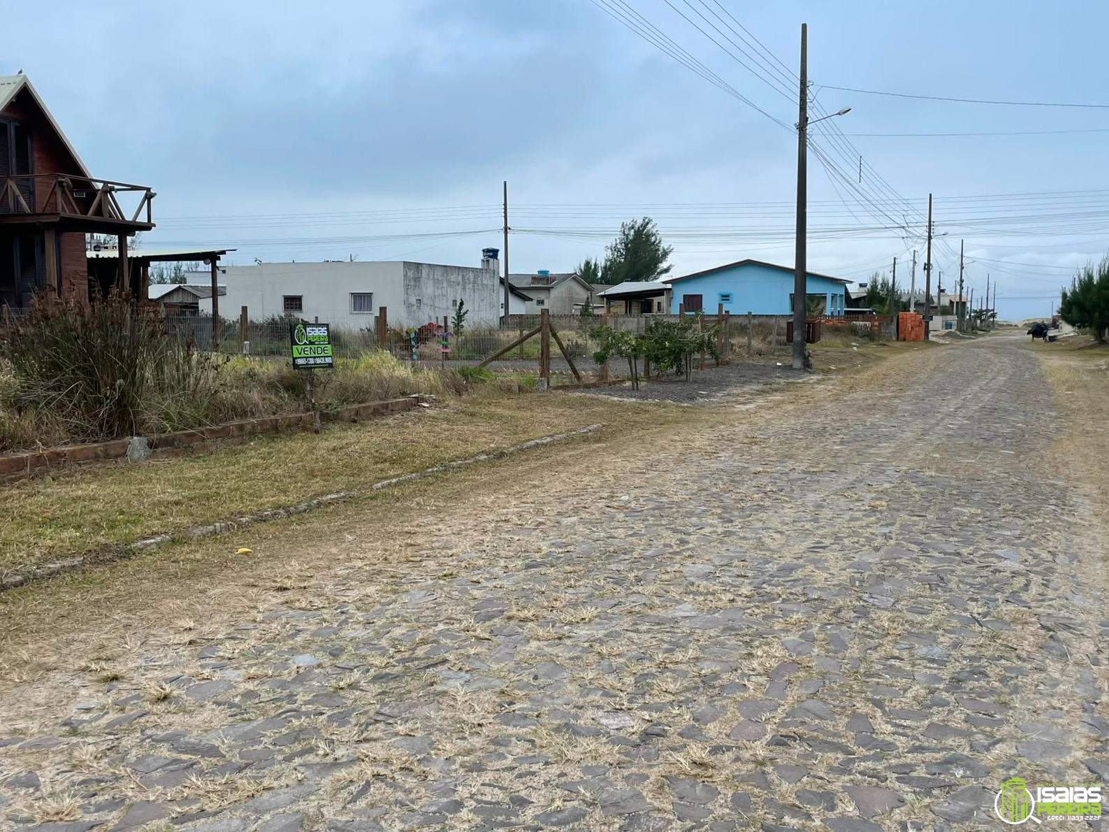 TERRENO ESCRITURADO NA SEGUNDA QUADRA DO MAR À VENDA – PRAIA SANTA HELENA | BALNEÁRIO ARROIO DO SILVA – SC