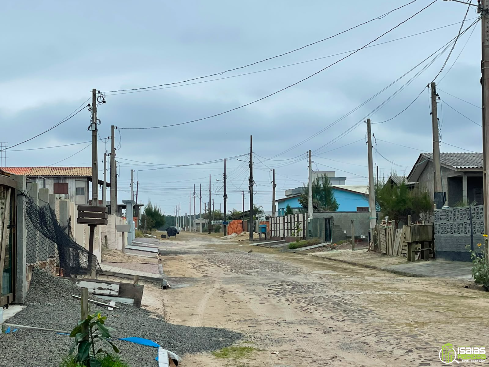 TERRENO ESCRITURADO NA SEGUNDA QUADRA DO MAR À VENDA – PRAIA SANTA HELENA | BALNEÁRIO ARROIO DO SILVA – SC